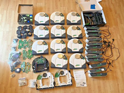 11x vorwerk vr100 saugroboter - 11x,